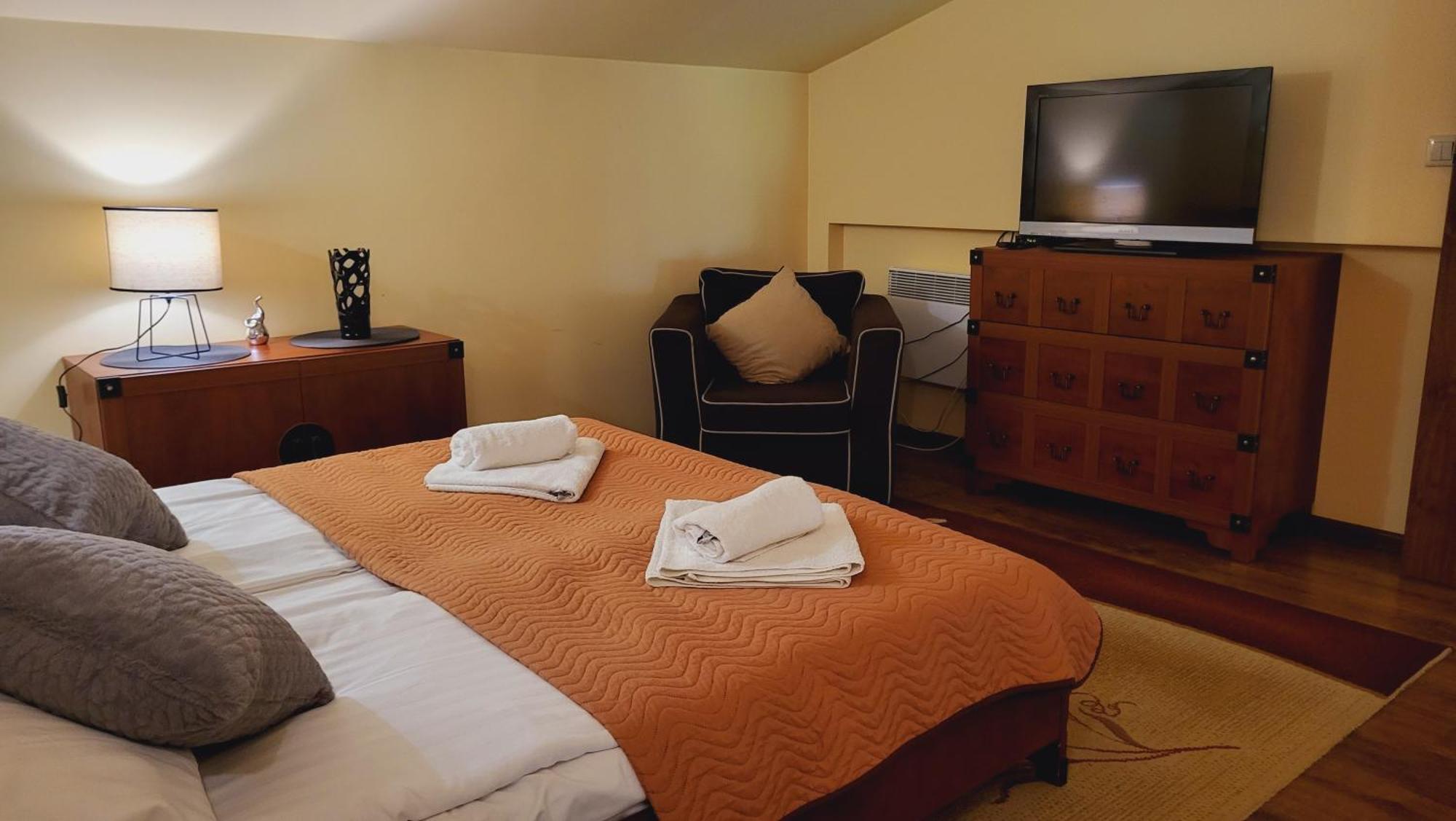Apartament Jozefina 8 Dwupoziomowy Z Tarasem شكلارسكا بوريبا المظهر الخارجي الصورة